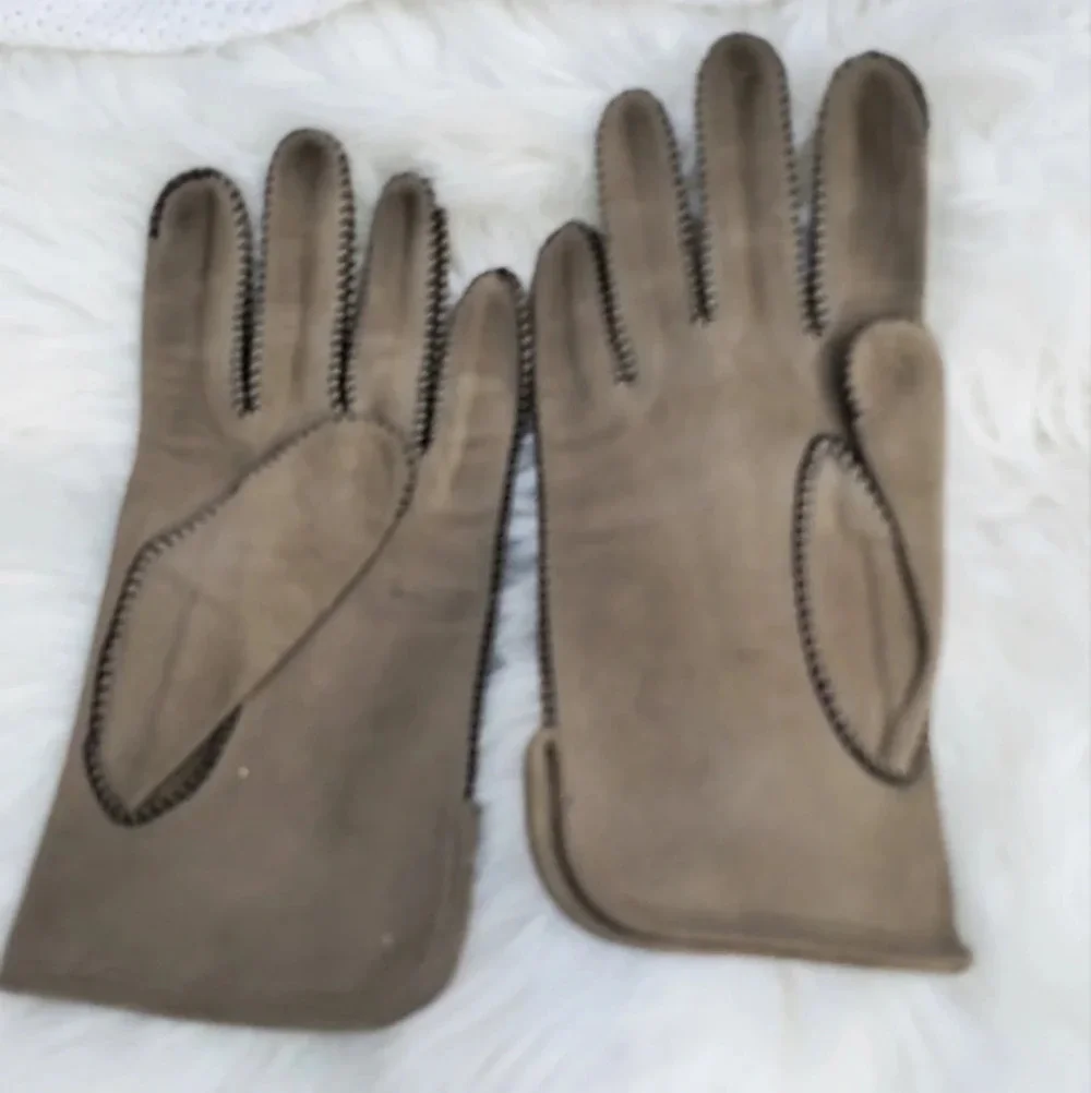 Fownes‎ Vintage Gray Whipstiched Gloves 8